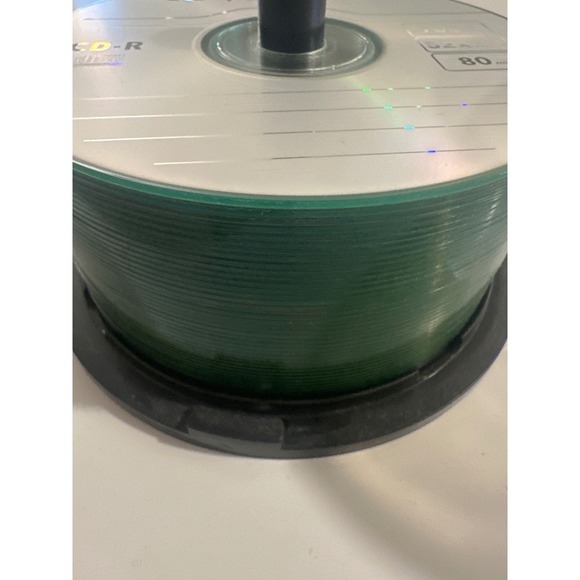 Verbatim CD-R 700 MB 80 min 52x Speed Recordable Compact Disc Discs set of 40 - Picture 2 of 4